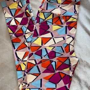 Lularoe leggings.